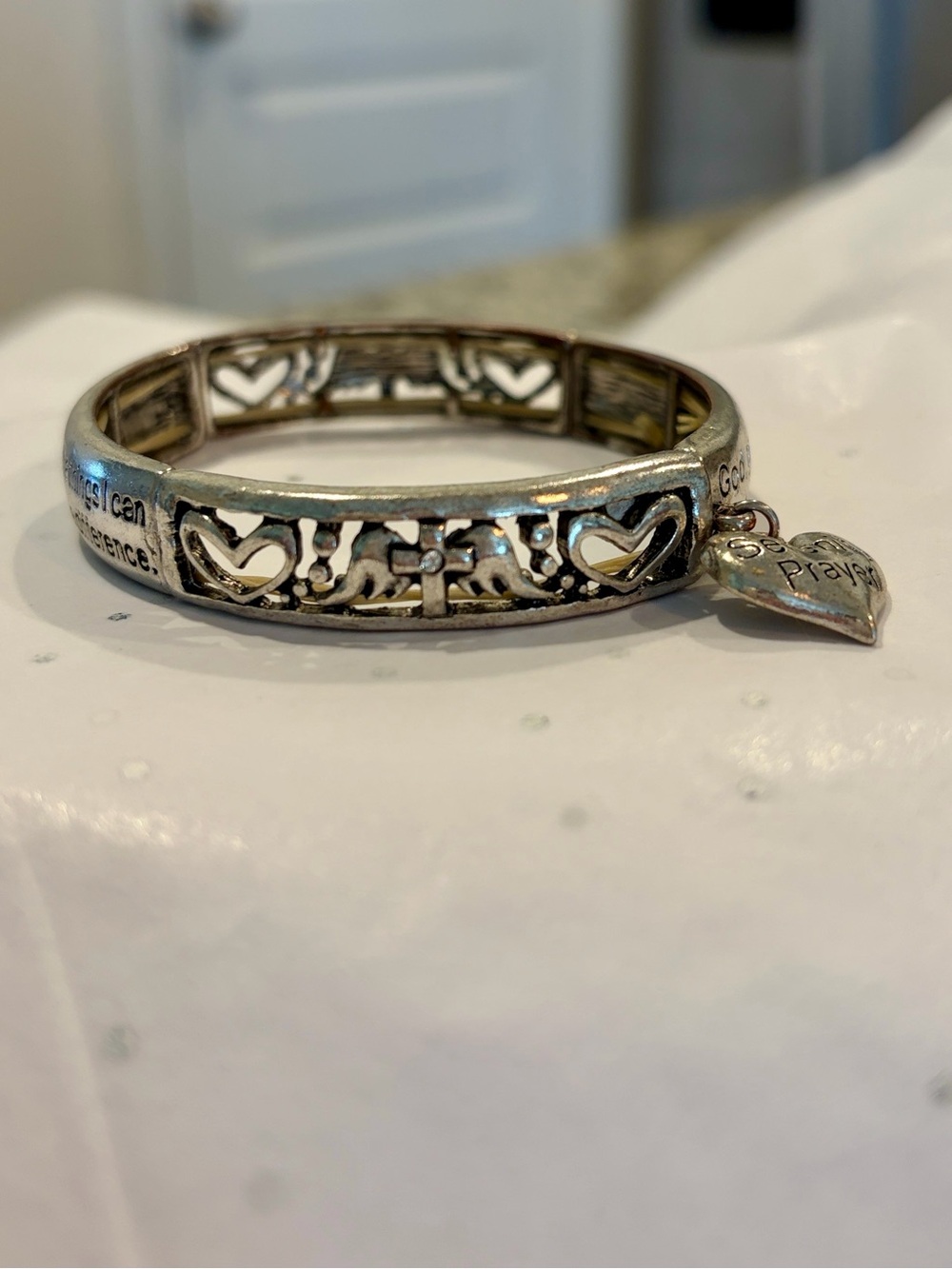 Silver Serenity Prayer Heart Charm Stretch Bracelet - Picture 6 of 6
